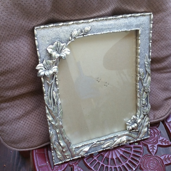 Frame Silver 8X10 - Picture 2 of 3